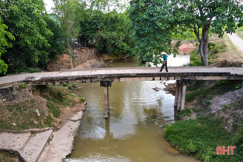 Bất an khi lưu thông trên cây cầu gần 50 tuổi ở Can Lộc