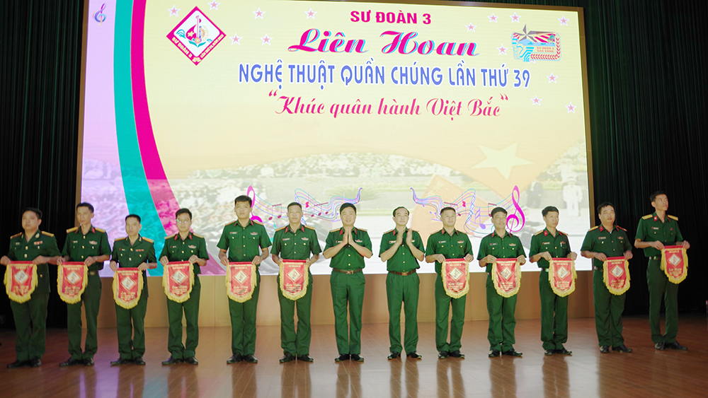 Bắc Giang, Sư đoàn 3, Liên hoan nghệ thuật quần chúng, “Khúc quân hành Việt Bắc”