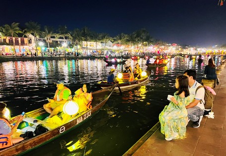 Đêm Hội An lung linh.