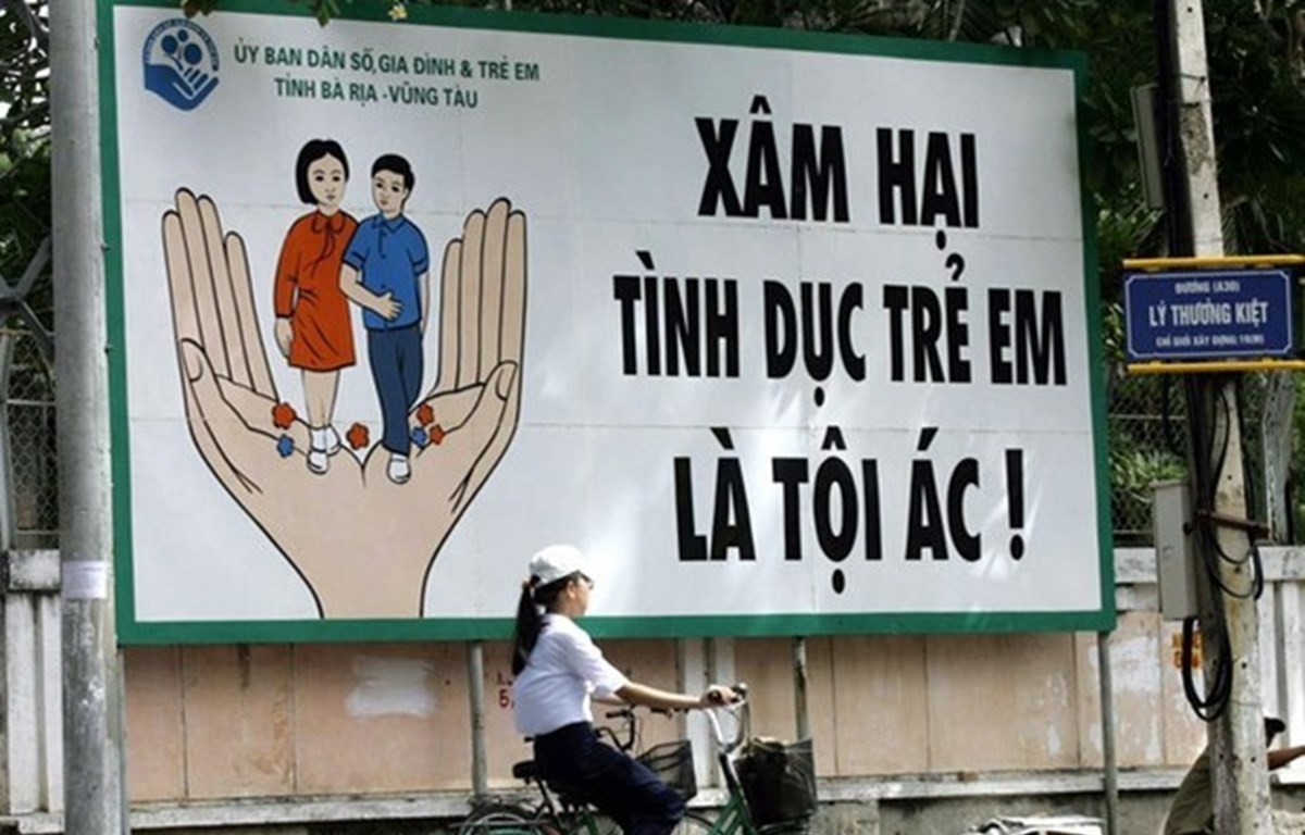 Bảo vệ trẻ em khỏi hành vi xâm hại tình dục.  (Nguồn: AFP/TTXVN)