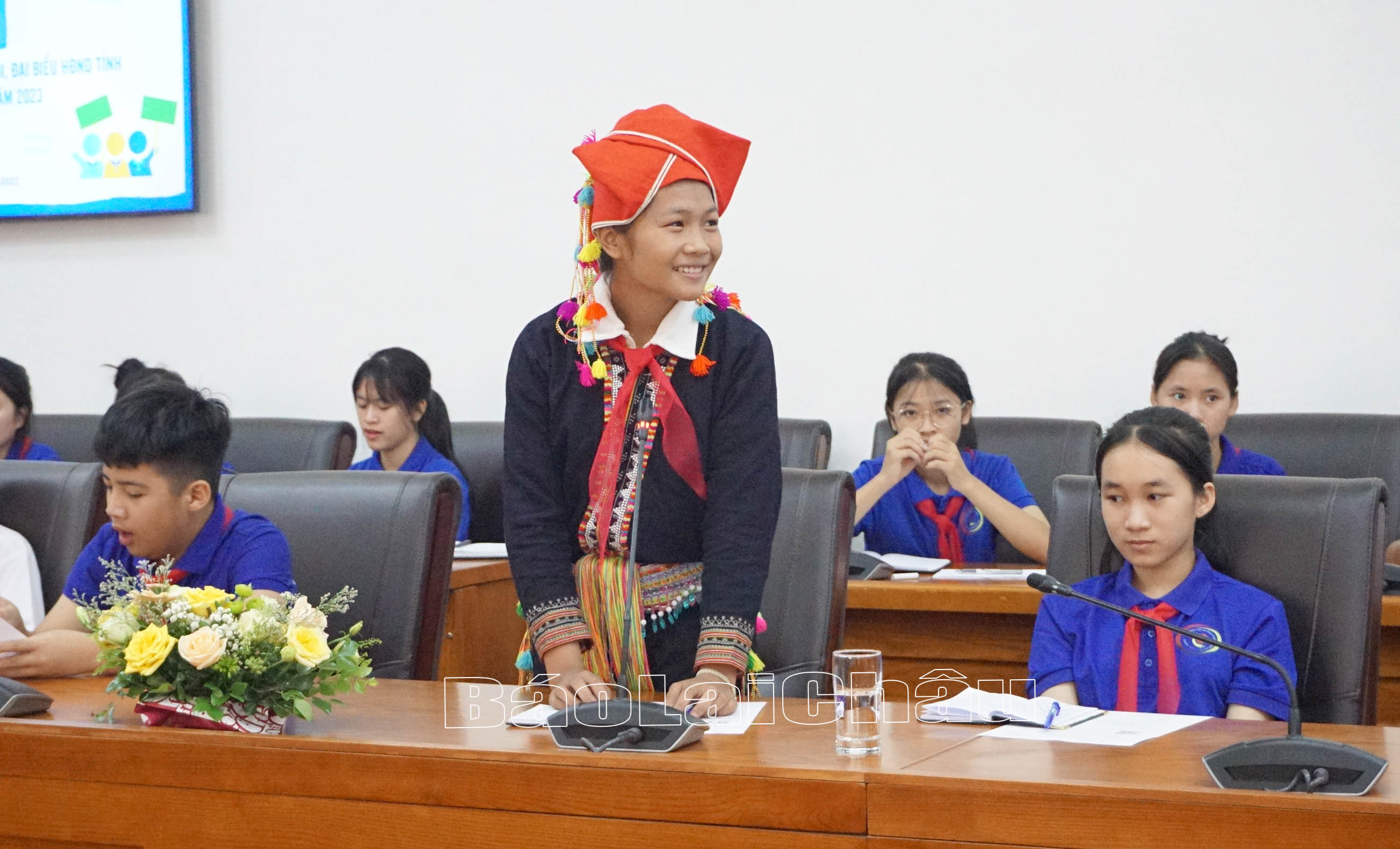 Thành viên Hội đồng trẻ em chia sẻ, ý kiến.