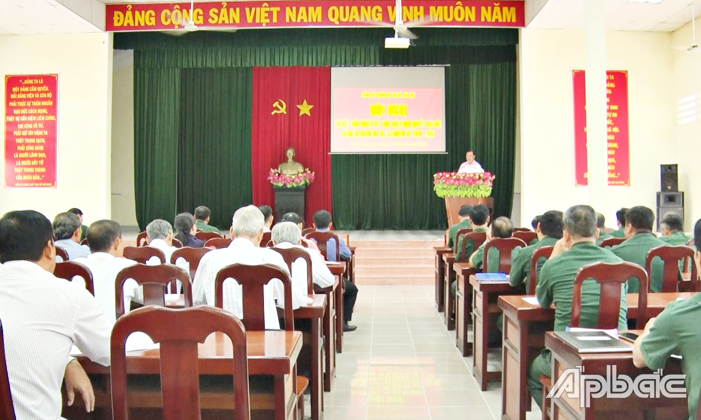 Quang cảnh hội nghị.