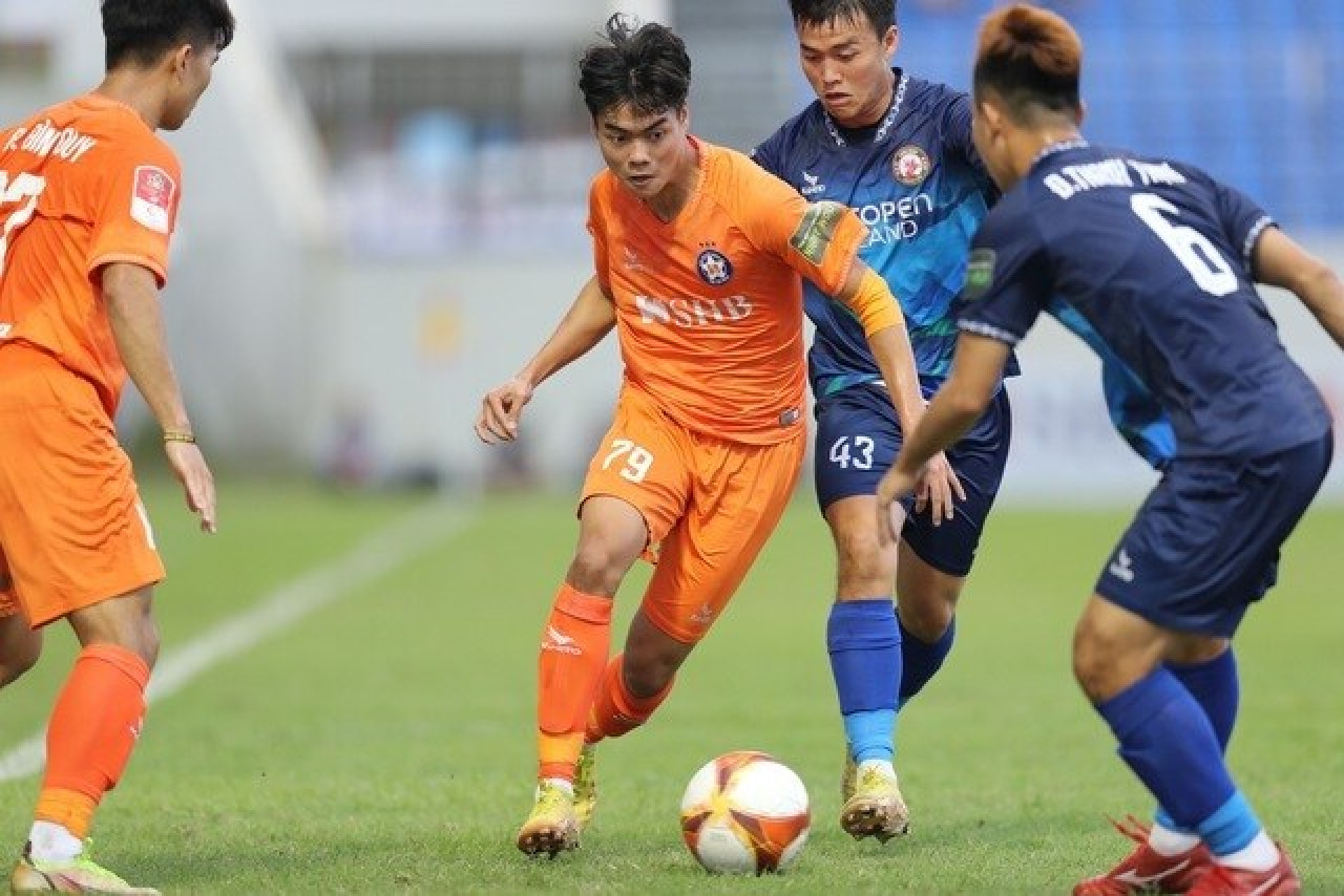 Đội cuối bảng v-league mất tiền tỷ vì lý do khó đỡ