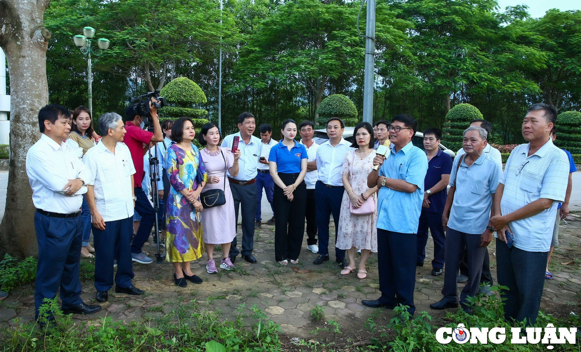 hoi nha bao cac tinh phia nam tham di tich lich su quoc gia truong day lam bao huynh thuc khang hinh 1