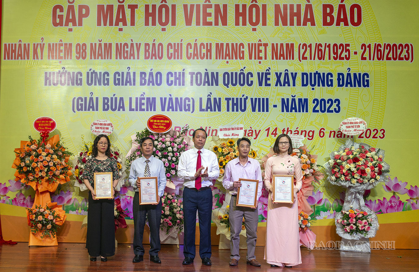 hoi nha bao tinh bac ninh trao giai bao chi ngo gia tu nam 2022 hinh 1