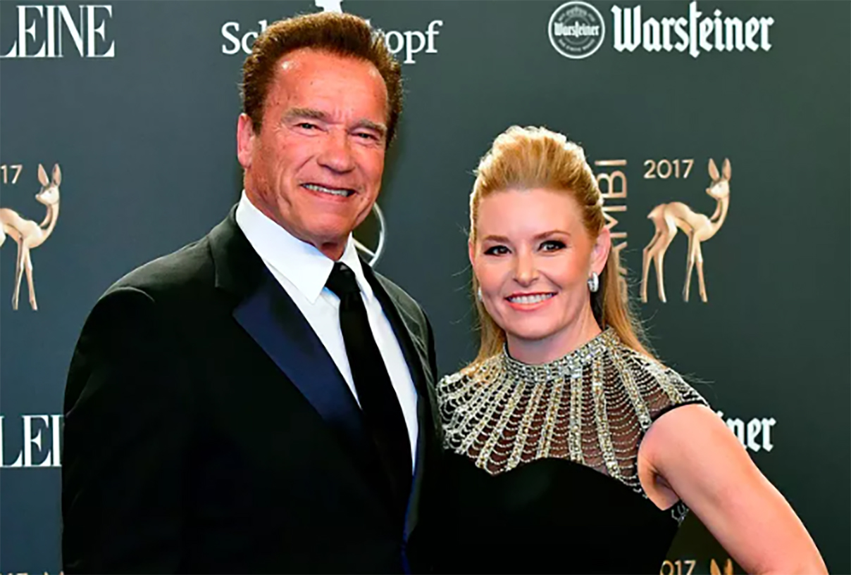 Terminator" Arnold Schwarzenegger est heureux avec sa petite amie Heather  Milligan de 27 ans sa cadette