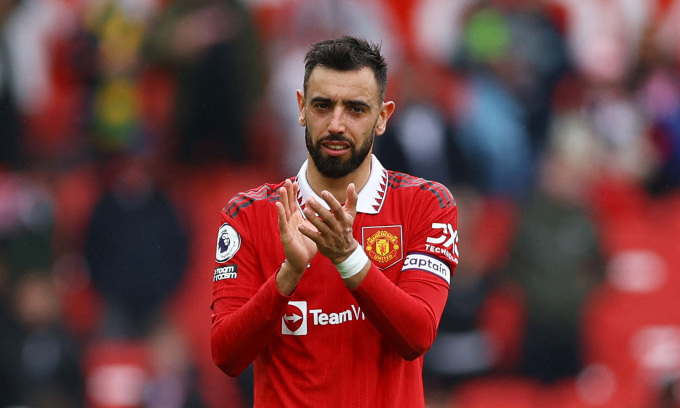 Tiền vệ Bruno Fernandes sau trận Man Utd gặp Aston Villa ở Ngoại hạng Anh ngày 30/4/2023. Ảnh: Reuters