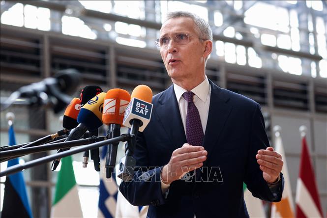 Tổng thư ký NATO Jens Stoltenberg phát biểu với báo giới tại trụ sở Liên minh châu Âu (EU) ở Brussels, Bỉ ngày 23/5/2023. Ảnh: AFP/TTXVN

