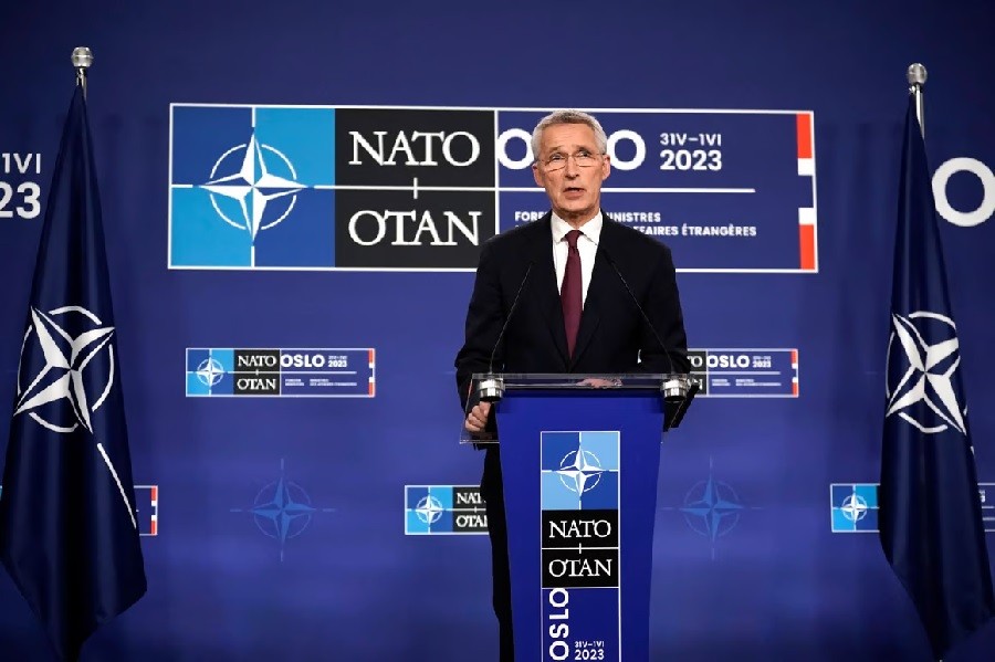 Khả năng NATO trực tiếp tham chiến ở Ukraine, Tổng Thư ký Stoltenberg kêu gọi NATO thảo luận về đảm bảo an ninh cho Ukraine