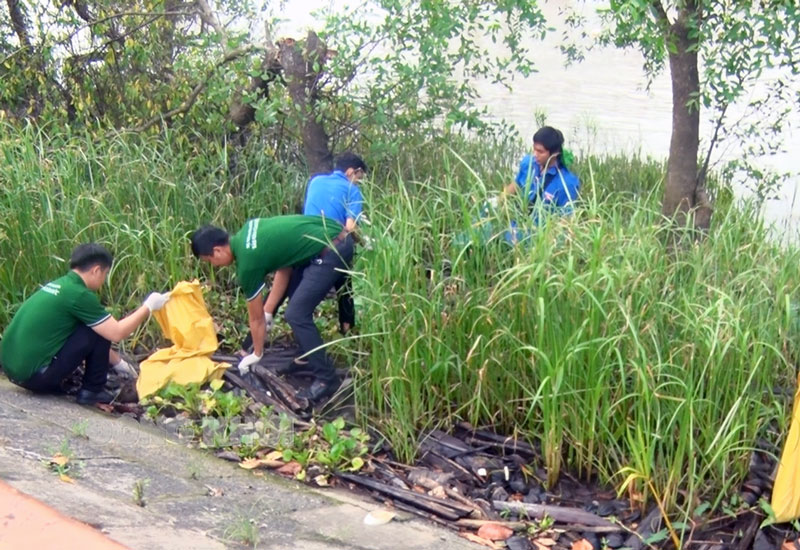 Các lực lượng tham gia thực hiện công trình.