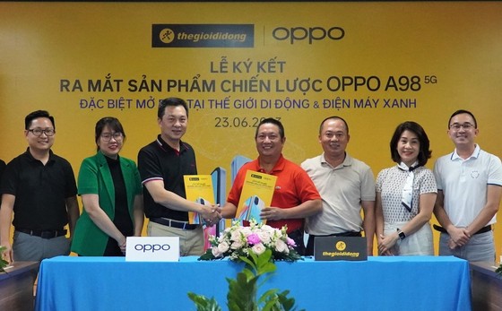 Thế Giới Di Động cùng OPPO ký kết hợp tác