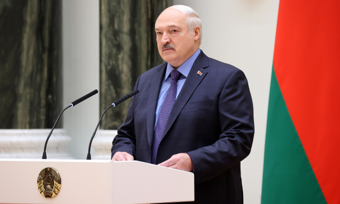 Tổng thống Belarus Alexander Lukashenko phát biểu tại Minsk ngày 27/6. Ảnh: AFP