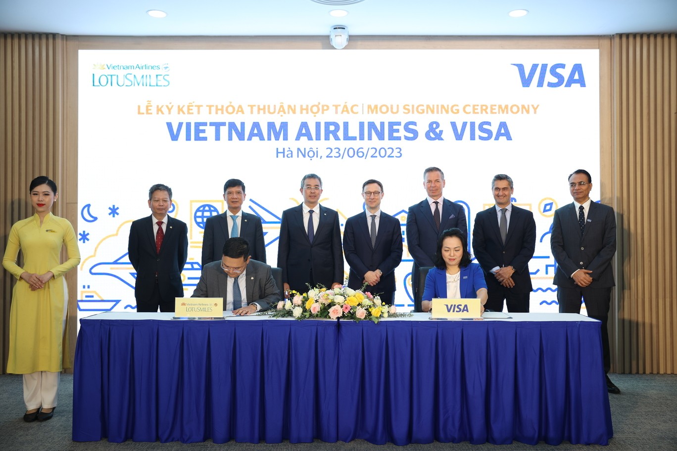 Tài chính - Ngân hàng - Vietnam Airlines và Visa ký kết thoả thuận hợp tác mới