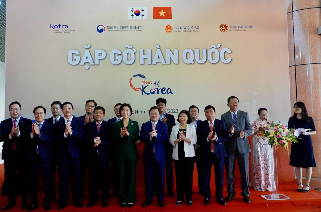 Tổng thống Hàn Quốc: Seoul sẽ không ngừng tăng cường hợp tác theo định hướng tương lai vì mục tiêu cùng Việt Nam thịnh vượng