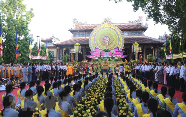 VN voi no luc khong ngung dam bao quyen tu do ton giao cho toan dan hinh anh 3