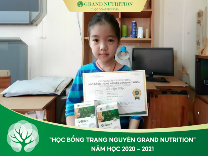 Trao học bổng Quỹ Trạng Nguyên Grand Nutrition.