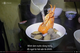 Bánh canh tôm hùm hút khách ở Quy Nhơn