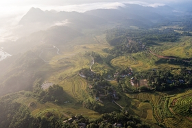 Đến Pù Luông đừng chỉ ngắm ruộng bậc thang