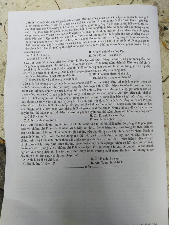 Chi tiết đề thi, giải đề thi môn Lịch sử, Địa lý, Giáo dục công dân ảnh 5