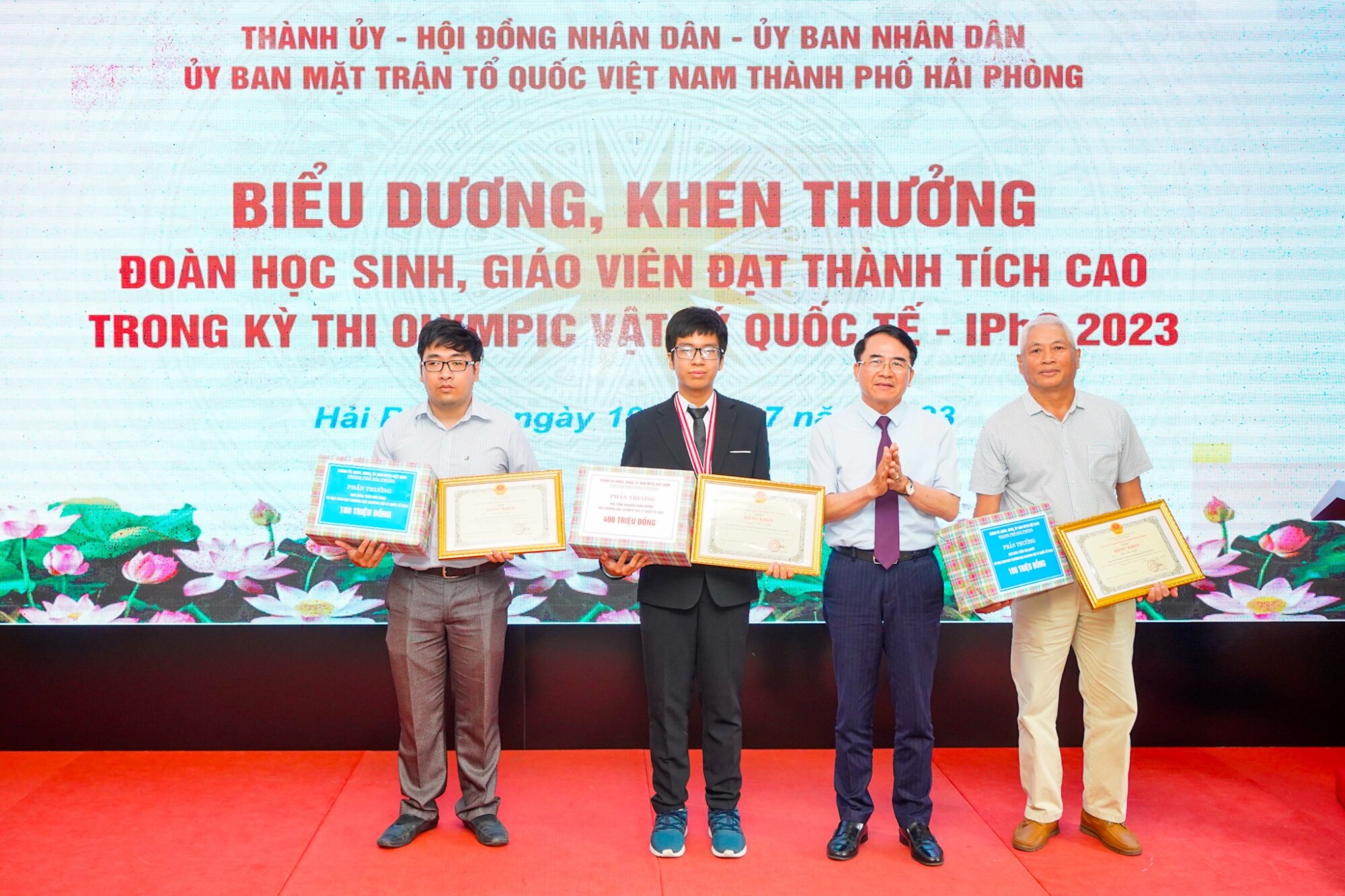 hai phong hoc sinh truong thpt tran phu doat huy chuong bac olympic vat ly quoc te 2023 hinh 2