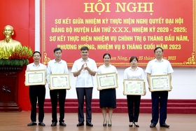 Đảng bộ huyện Tam Nông sơ kết giữa nhiệm kỳ