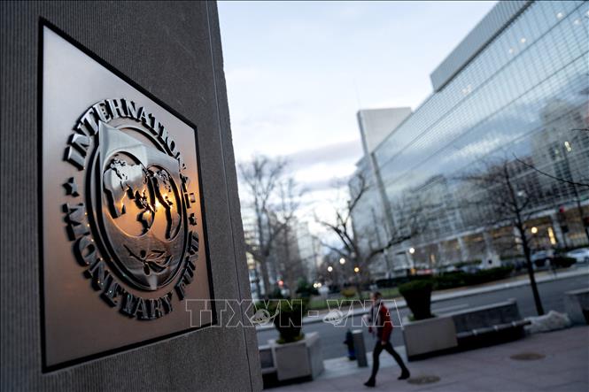 IMF nâng dự báo tăng trưởng kinh tế toàn cầu năm 2023