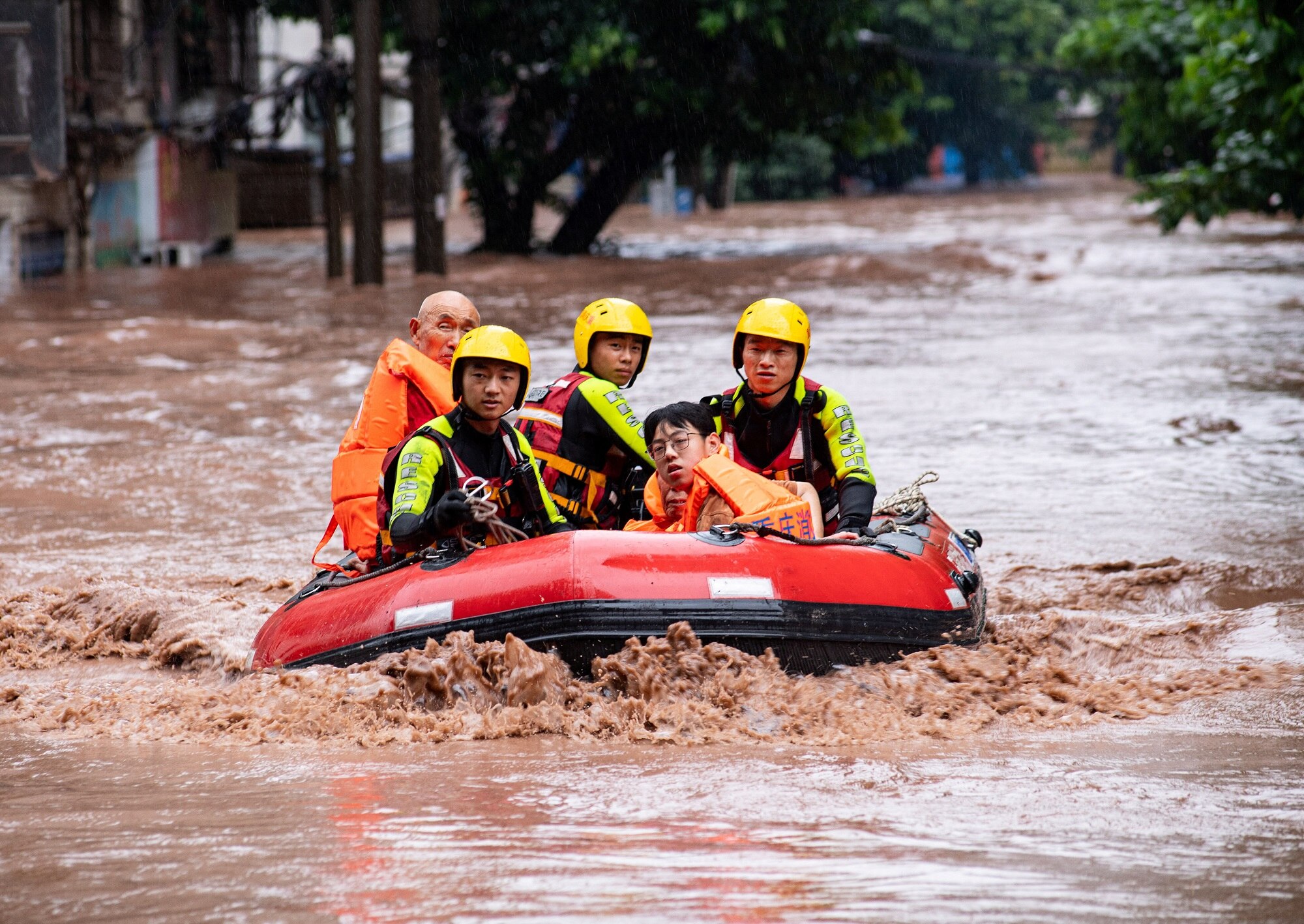 Mưa to gây thiệt hại nặng ở Trùng Khánh, ông Tập Cận Bình ra chỉ đạo - Ảnh 1.