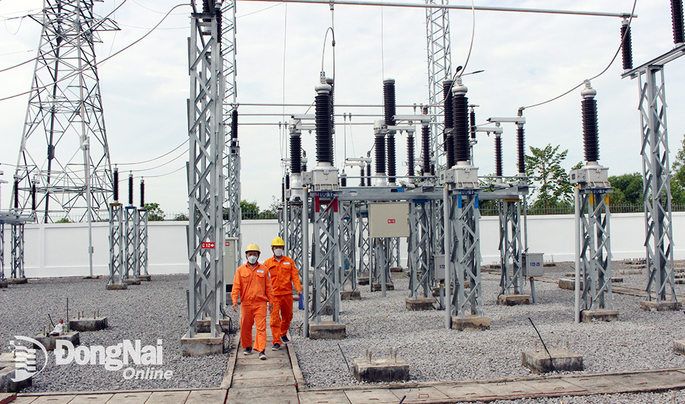 Hạ tầng lưới điện tại Trạm biến áp 110kV Định Quán 2, vận hành năm 2021. Ảnh: H.Lộc