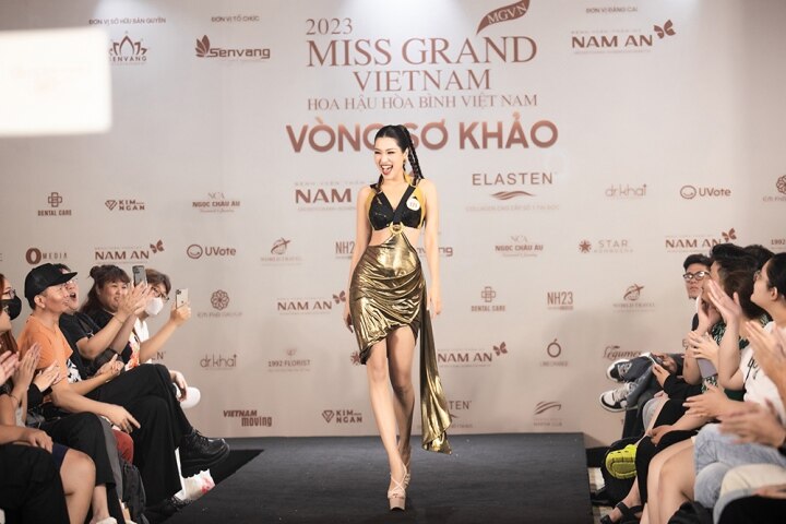 Vẻ gợi cảm của nữ ca sỹ vào chung kết Miss Grand Vietnam 2023 - 1