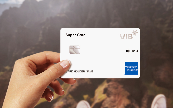 Super Card là dòng thẻ hợp tác giữa VIB và American Express, ra mắt hồi tháng 6. Ảnh: VIB