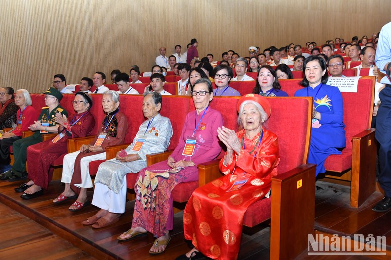 Nỗ lực làm tốt công tác đền ơn, đáp nghĩa và chính sách đối với người có công với cách mạng ảnh 4