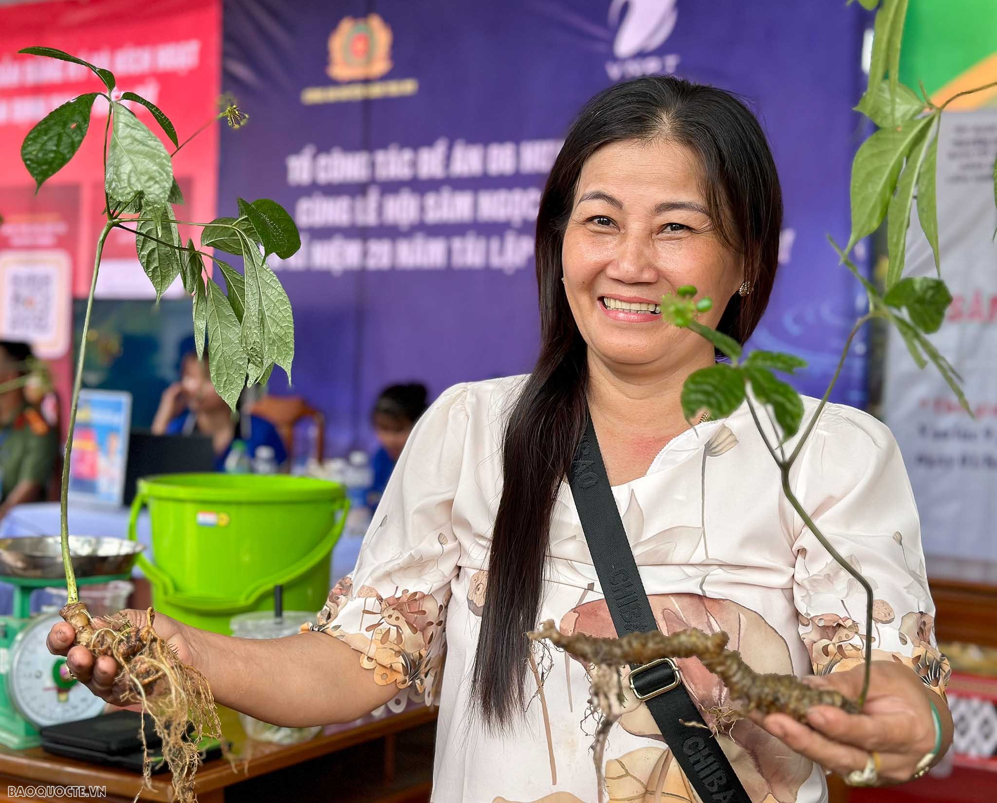 Quảng Nam: 60 gian hàng tham gia phiên chợ sâm Ngọc Linh