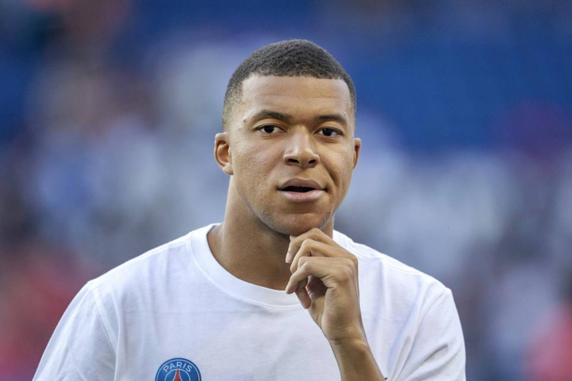 Vì sao Mbappe sẵn sàng ngồi không 1 năm mới chia tay PSG? - Ảnh 3.