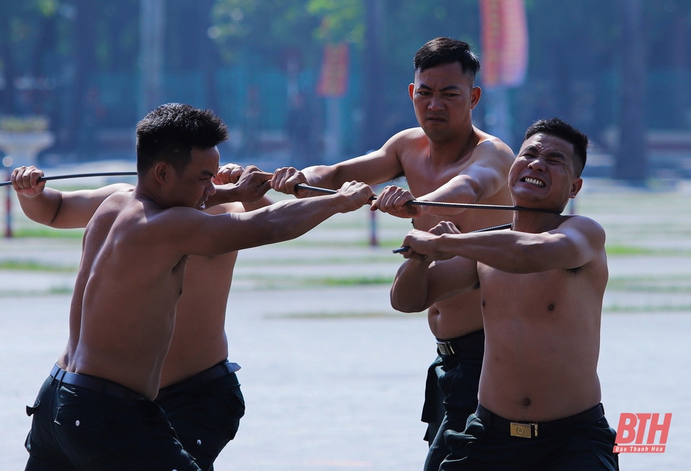 “Chất thép” người chiến sĩ cảnh sát cơ động