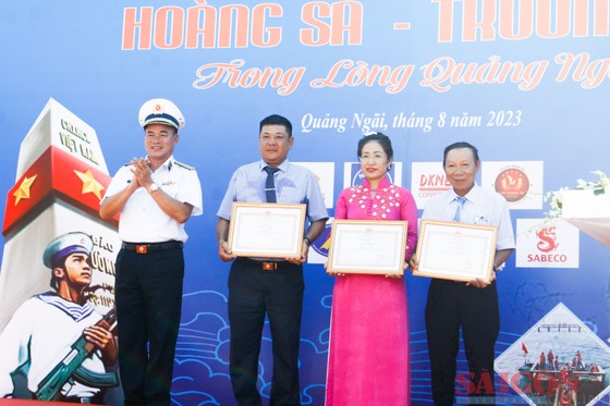 Triển lãm “Hoàng Sa - Trường Sa trong lòng Quảng Ngãi” ảnh 5