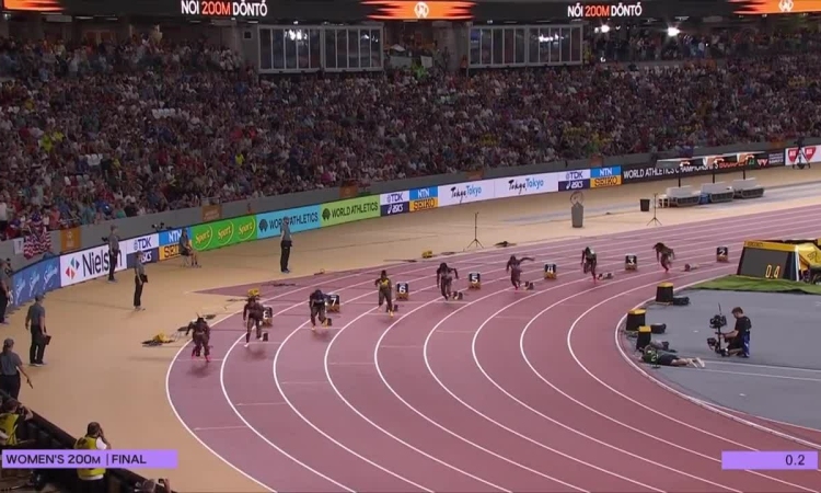 Shericka Jackson về nhất 200m nữ