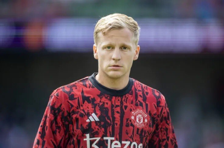 Theo truyền thông Pháp, MU chốt thỏa thuận để tiền vệ Donny van de beek đến CLB Lorient. (Nguồn: Getty Images)