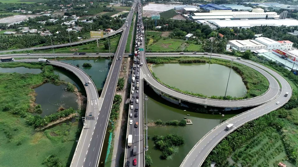 bat dong san long an van giu gia sau nhieu bien dong cua thi truong hinh 2