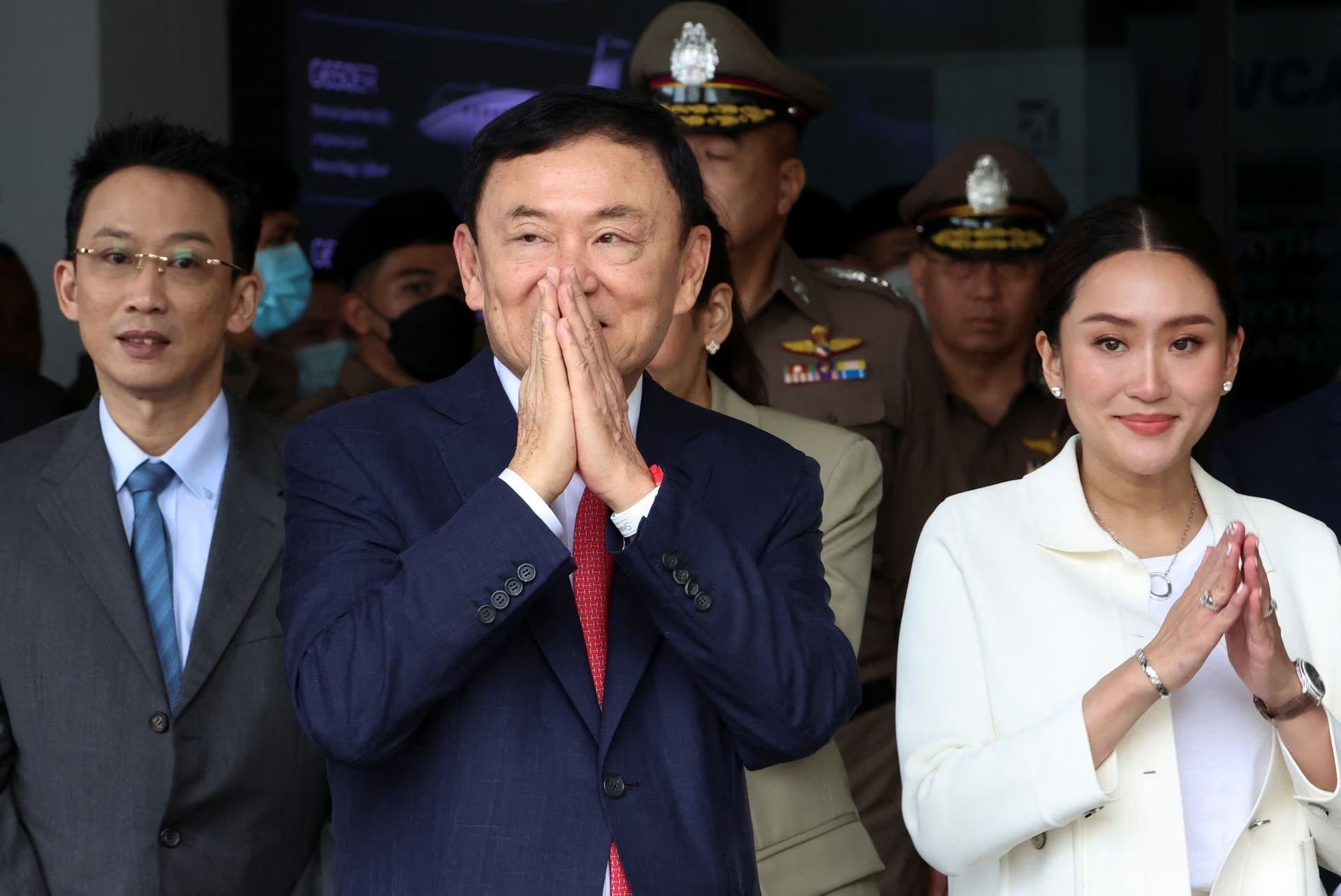 cuu thu tuong thai lan thaksin tro ve sau nhieu nam song luu vong hinh 1