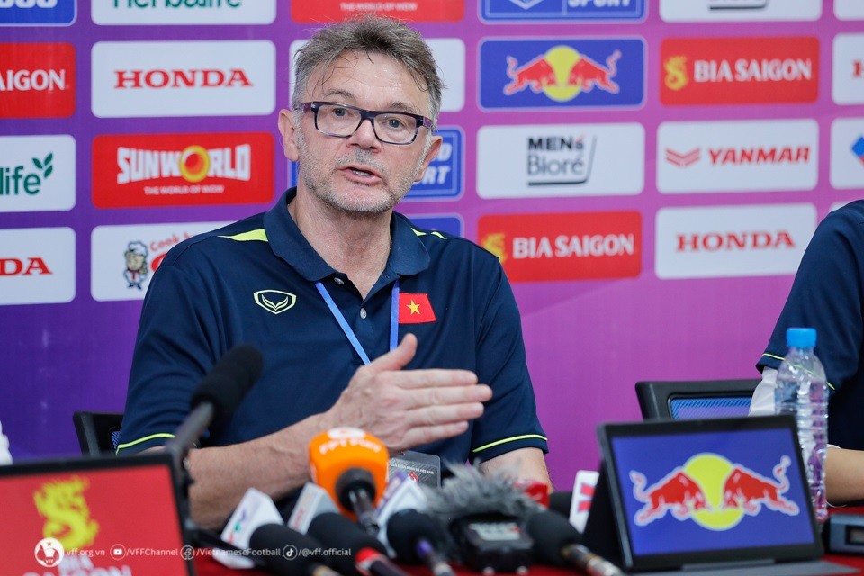 HLV Philippe Troussier triệu tập cầu thủ U23 Việt Nam tập huấn, chuẩn bị vòng loại U23 châu Á 2024