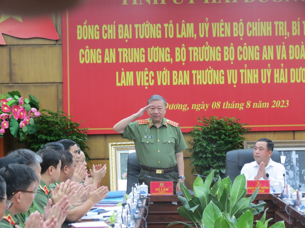 Đại tướng Tô Lâm: ‘Làm thế nào để dân đi vắng, đi ngủ không phải khóa cửa’ - Ảnh 1.