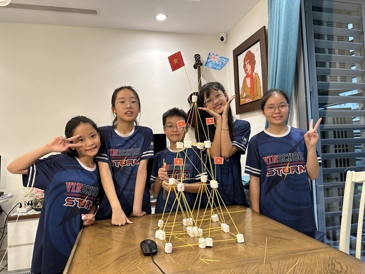 Sandbox Junior Tech Club trở thành đại diện Việt Nam đầu tiên ghi tên vào vị trí cao nhất của Trại hè Lập trình quốc tế New Zealand - châu Á 2023 - Ảnh: Đ.H.