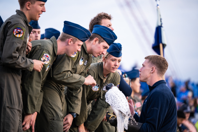 Học viên Học viện Không quân Mỹ trong một sự kiện hồi tháng 9. Ảnh: US Air Force Academy fanpage