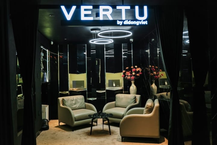 Vertu Việt Nam là nhà phân phối độc quyền Vertu chính hãng tại Việt Nam.