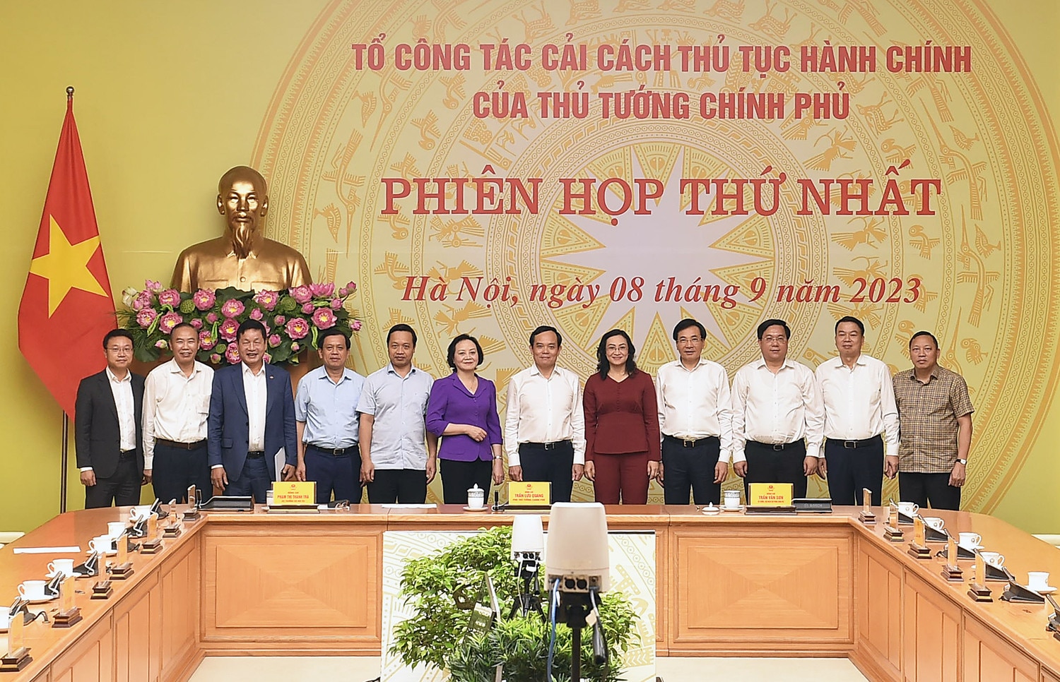 Nhiệm vụ kép, yêu cầu kép trong cải thủ tục hành chính - Ảnh 4.