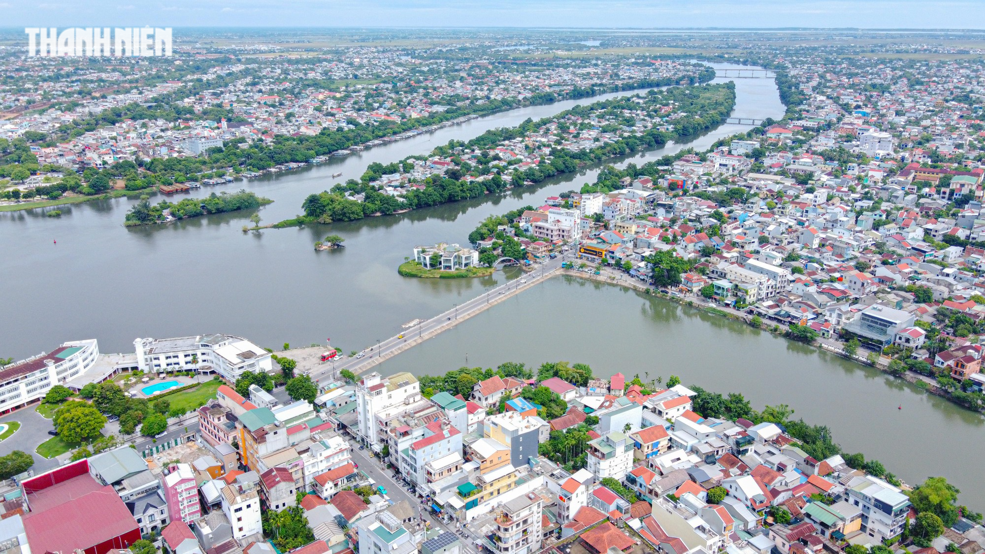 Hình hài nơi sắp có cầu đi bộ ven sông hơn 260 tỉ đồng ở Huế - Ảnh 8.