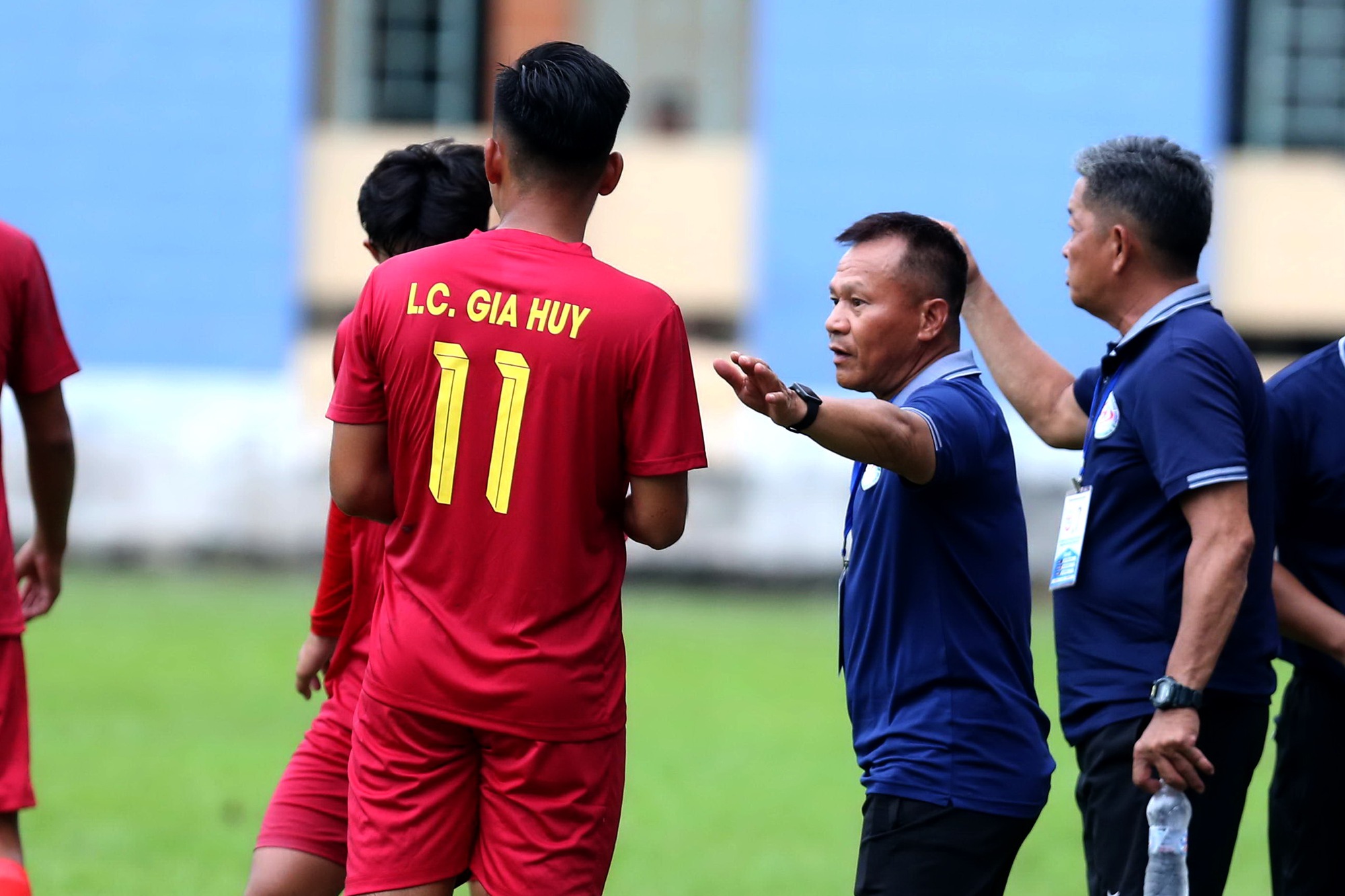 &quot;Maradona Việt Nam&quot; cầm quân lần đầu tại vòng chung kết U.21: Truân chuyên Lư Đình Tuấn - Ảnh 5.