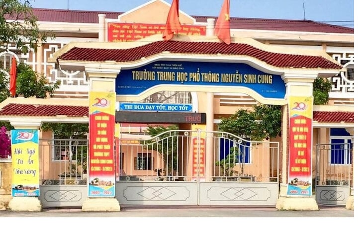 Trường THPT Nguyễn Sinh Cung (huyện Phú Vang, tỉnh Thừa Thiên - Huế)