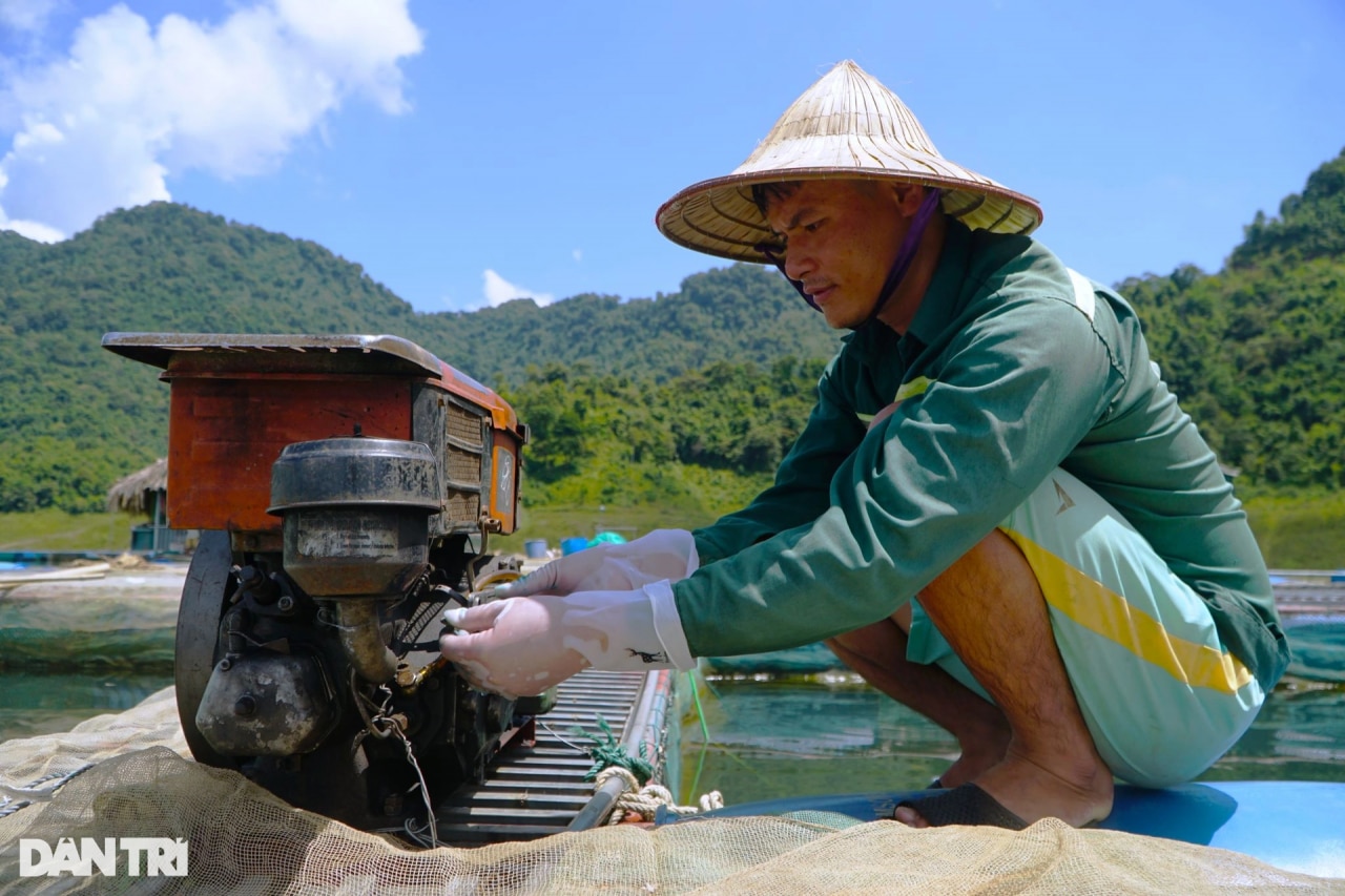 Những người làm bảo mẫu ở nơi chứa 1,45 tỷ m3 nước - 10