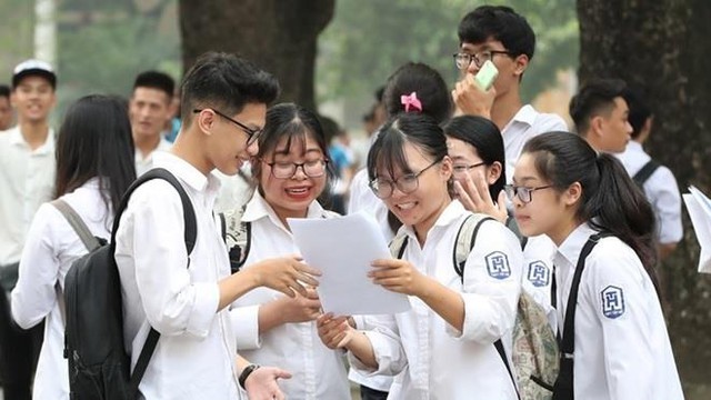 Đề xuất tăng học phí đại học, giữ nguyên học phí phổ thông